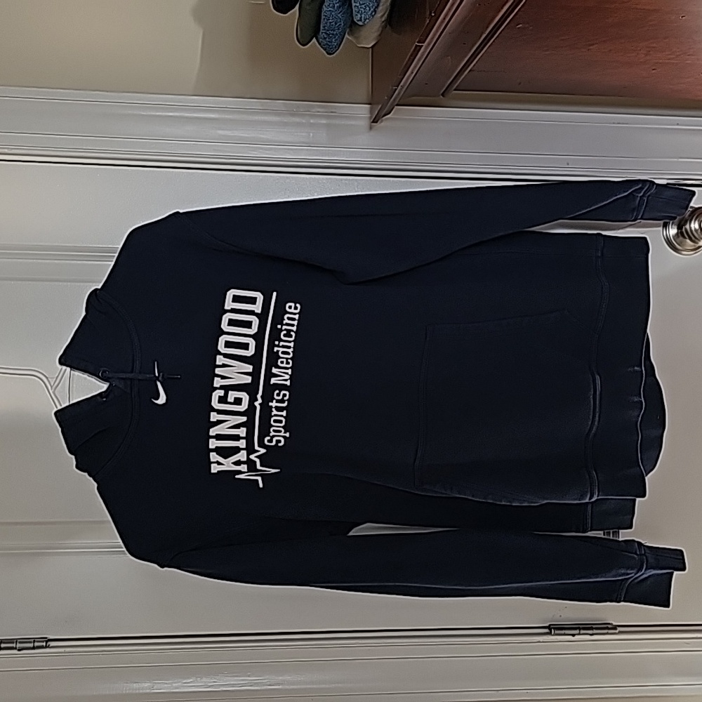 Nike center swoosh hoodie